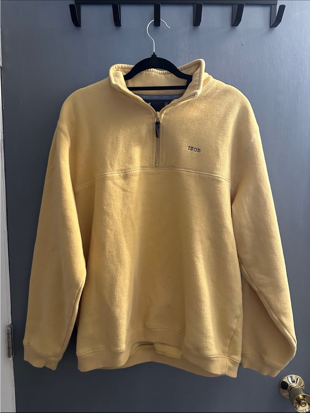 Izod Men's Light Yellow Half-Zip Fleece Pullover